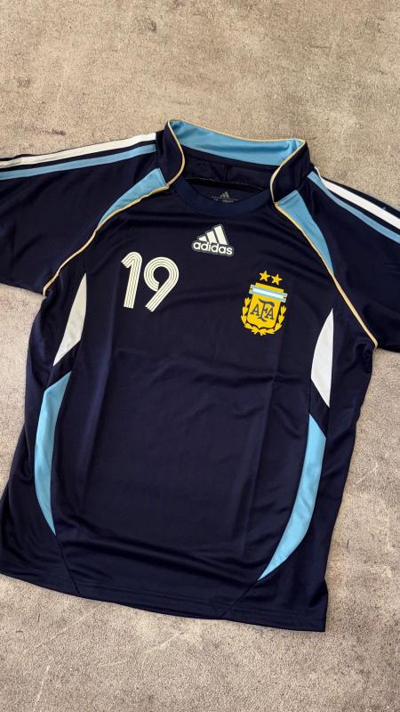 ARGENTINA RETRO MESSI PREMIUM - Foto 1