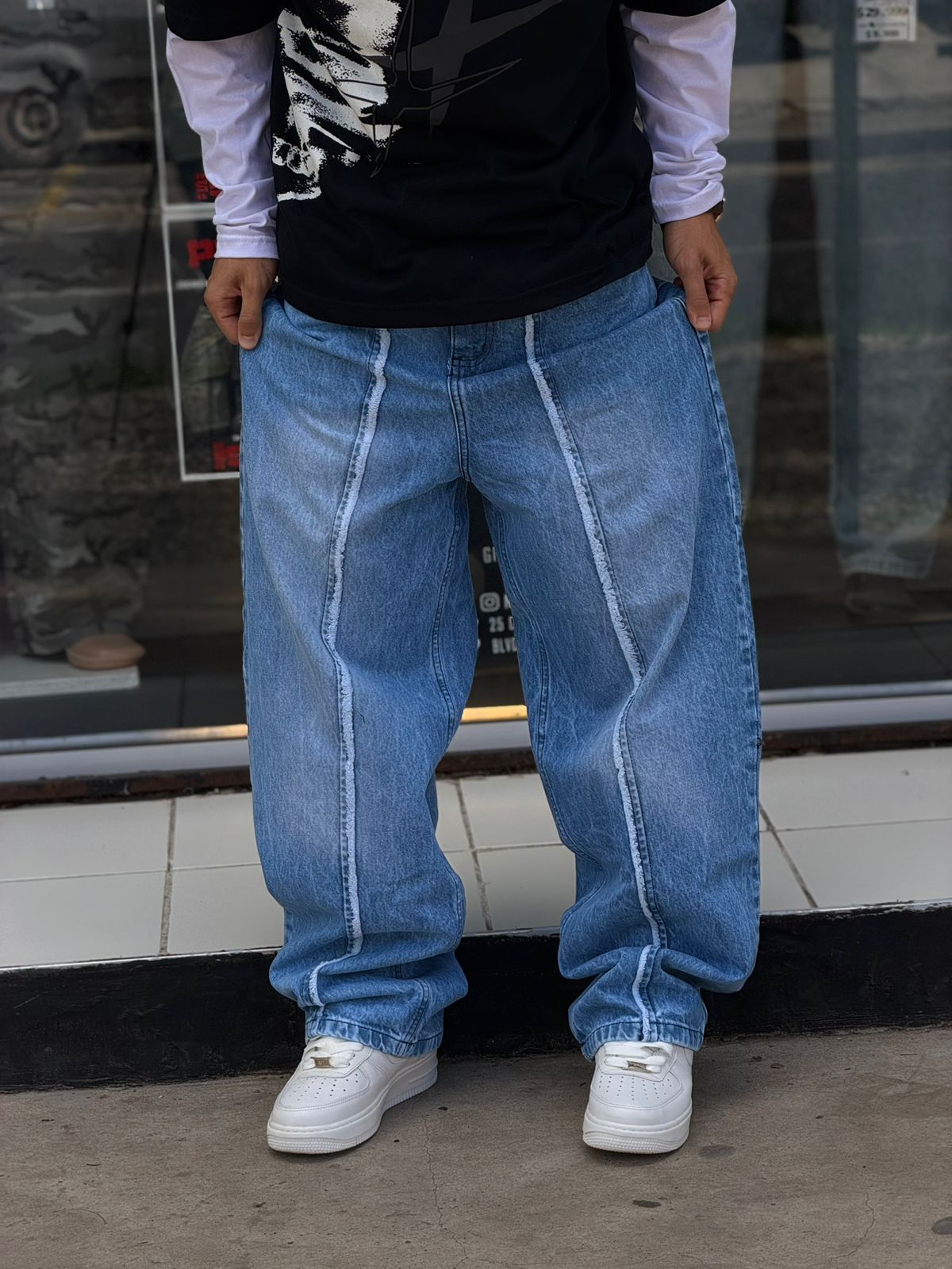 BAGGY CLARITO CON COSTURAS - vista secundaria