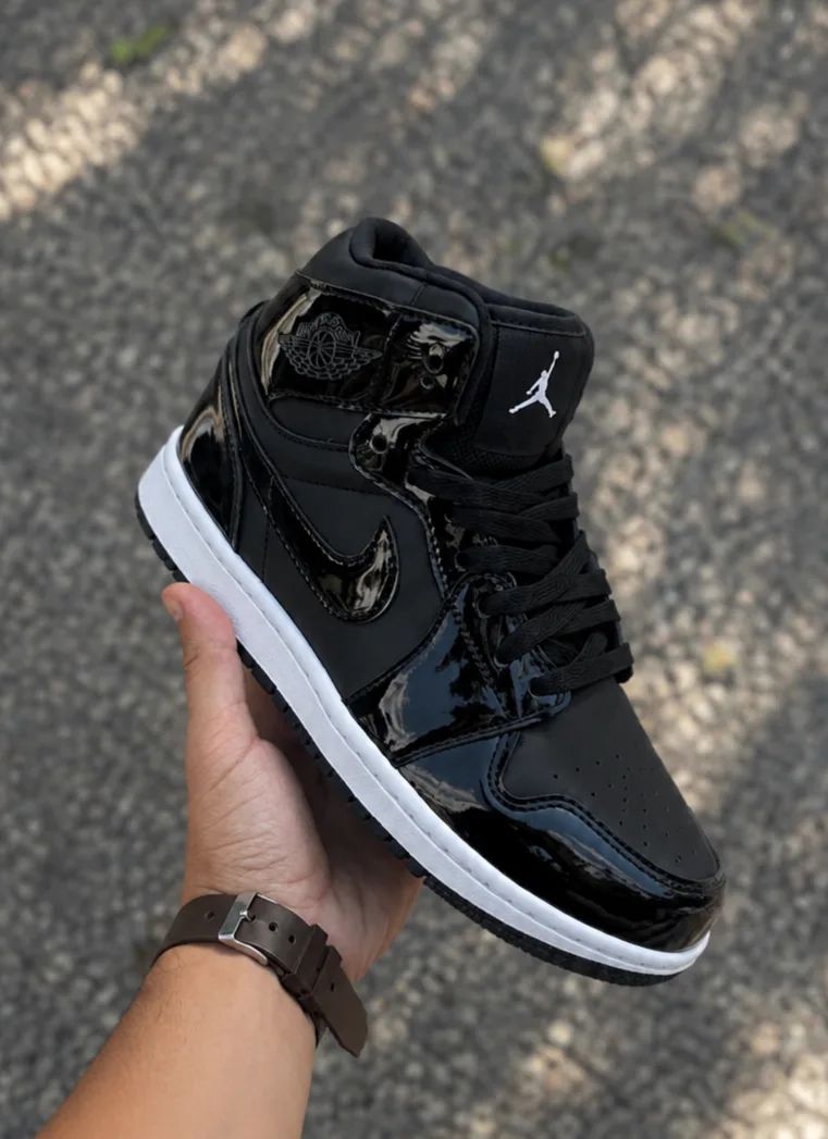 JORDAN CHAROL BOTITA  TOTAL BLACK - vista secundaria