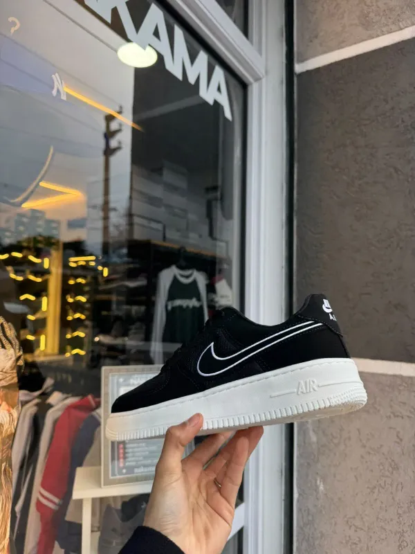 AIR FORCE ONE PRETO - BORDADO - vista secundaria