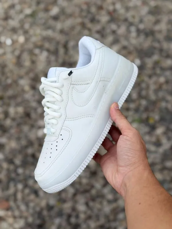 AIR FORCE BLANCAS NEVES - Foto 1
