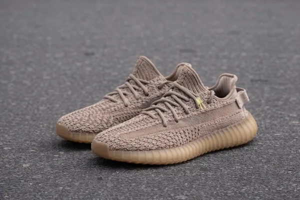 YEZZY