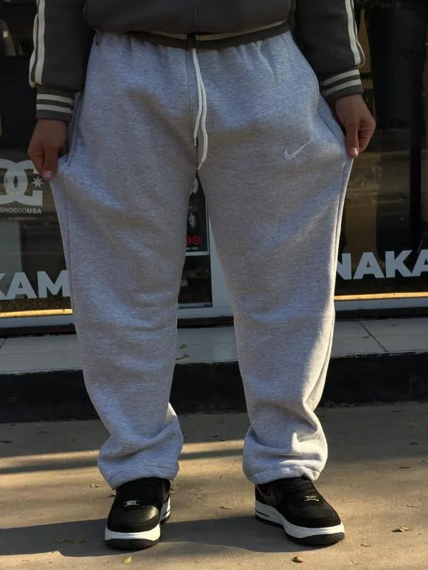 NIKE VENA GRIS