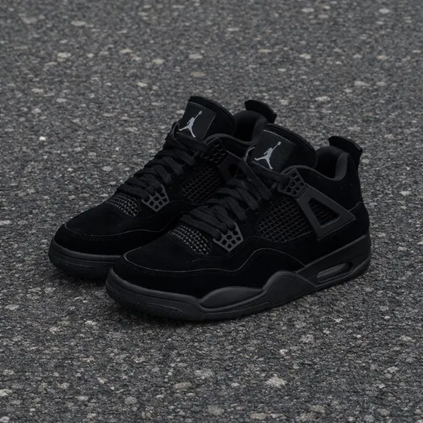 JORDAN RETRO 4